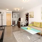Apartament Stadthaus Briski Opatija